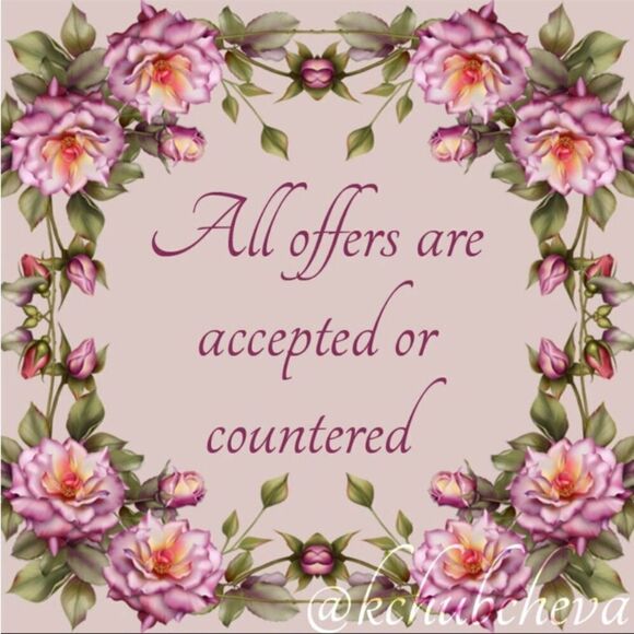 V-neck long sleeve dress with belt size small - Picture 14 of 15